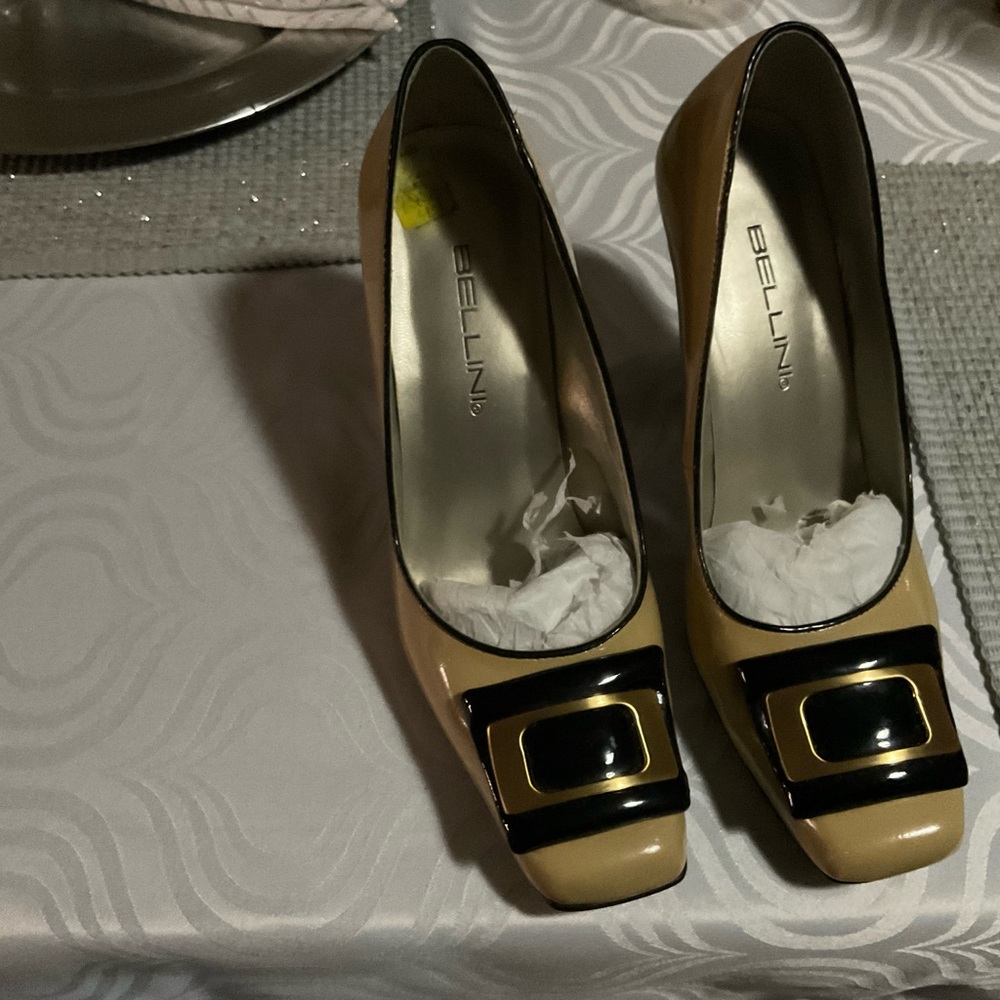 Bellini Wedge heels. Size 8.5M, previously worn, great condition!